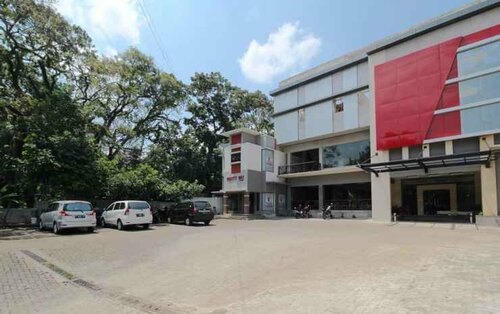 三宝拢艾里加廷嘉乐多克托瓦斯丁112号酒店(Airy Jatingaleh Doktor Wahidin 112 Semarang), Брондау Қонақ үй Semarang Central Java, Police Academy маңындағы