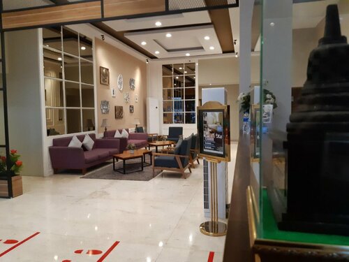 Triizz Hotel Semarang, Prenota Hotel Semarang Central Java