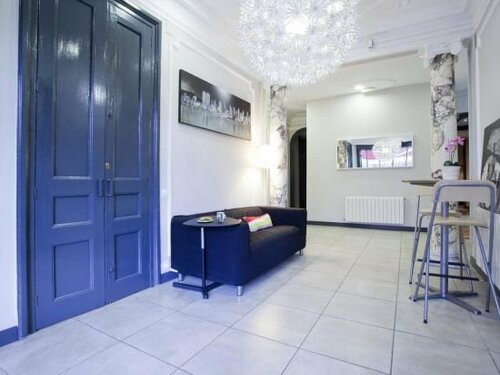 Ella Hostel Gran Vía, Забронировать Хостел Эшампле Барселона