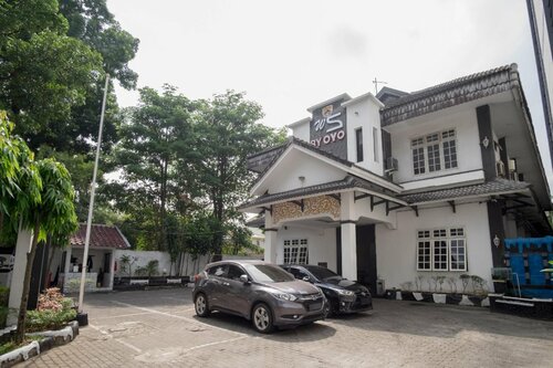 Oyo 596 Wisma Sudirman, Réserver Hôtel Medan Sumatra