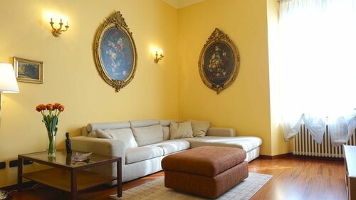 Residenza alla Cattedrale, Забронировать Отель Отели в центре Лукки, в центре