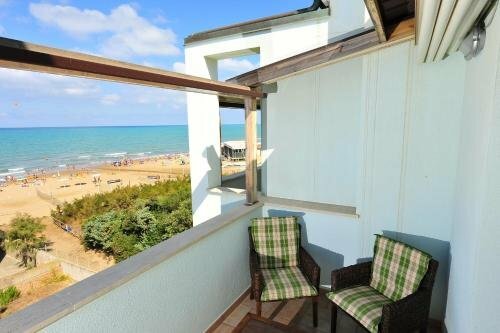 Hotel Aurora, Забронировать Отель Отели Берега Этрусков 3 звезды, 3*