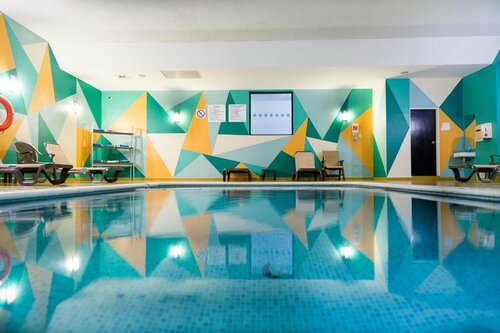 Excellence Express & Suites, Rezervați Hotel Hoteluri în El Bajio cu parcare, Parcare