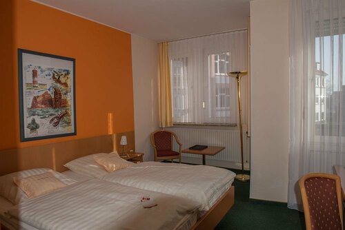 Hotel Stadt Cuxhaven, Забронировать Отель Отели Cuxland 3 звезды, 3*
