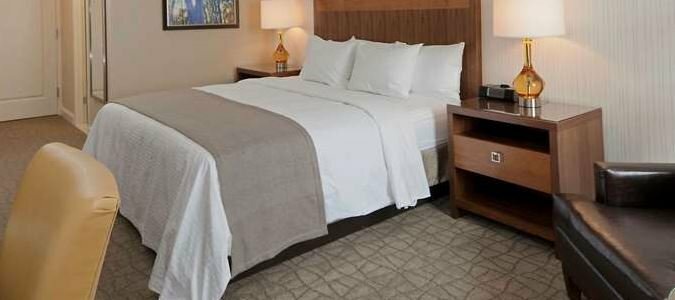 DoubleTree Pittsburgh Green Tree