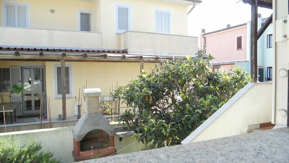 Casa Vacanze La Bandera 1 by Gallura Booking
