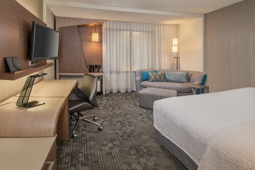 Courtyard by Marriott Albany Airport, Забронировать Отель Олбани Hudson Valley