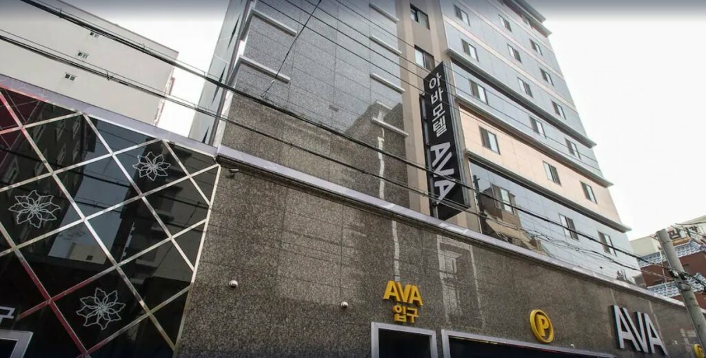 AVA