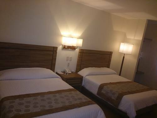 Hotel Oliver Inn - Business Class, Забронировать Отель Колон Керетаро