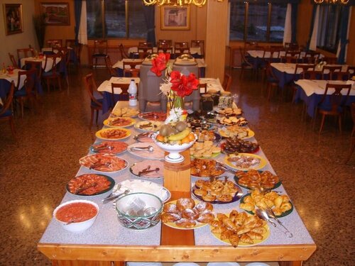 Hotel La Rueda 3000, Book Hotel Hotels in Aragon with a Pool, Swimming Pool
