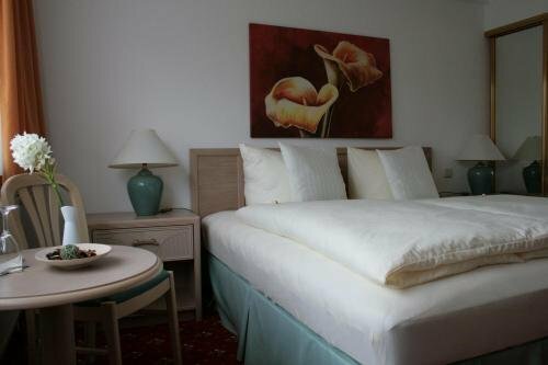 Hotel Antares, Забронировать Отель Хальберштадт земля Саксония-Анхальт