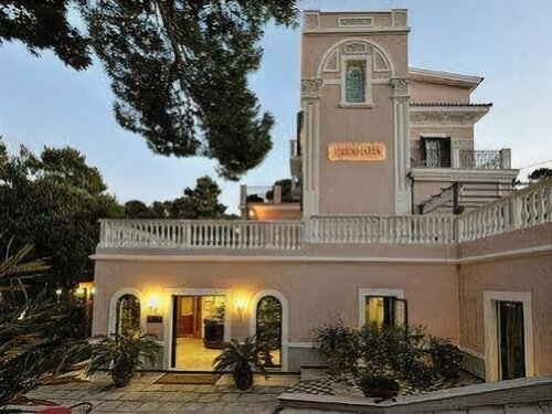 Park Hotel Villa Maria, Забронировать Отель Сан-Менайо Foresta Umbra