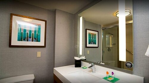 Hyatt Place New Orleans Convention Center, Забронировать Отель Отели Arts- Warehouse District с парковкой, Парковка