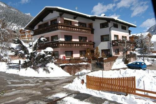 Residence Weiss, Забронировать Отель Отели Долины Валь-ди-Фасса с парковкой, Парковка