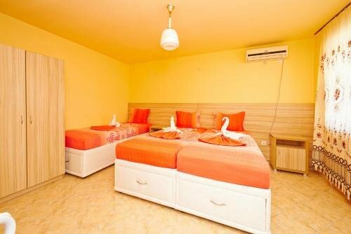 Hotel Viva Beach, Забронировать Отель Поморие Burgas Coast