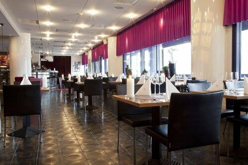 Quality Hotel Grand, Borås, Prenota Hotel Hotel a Gotaland con parcheggio, Parcheggio