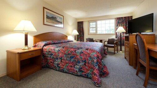Town and Mountain Hotel, Book Hotel Hoteller i Yukon-territoriet med parkering, Parkering