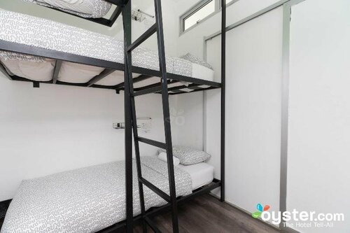 Roomies Suites, Rezervați Pensiune Batu Ferringhi Penang