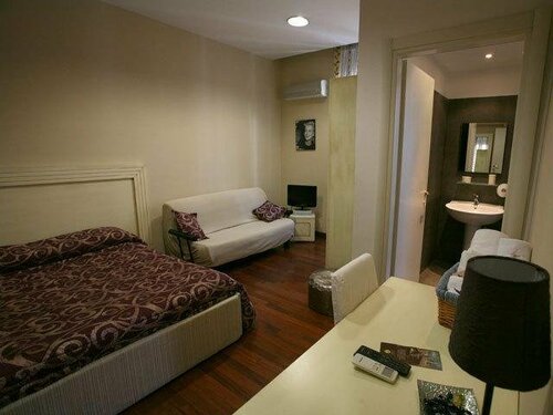 Casual Stay Cairoli, Забронировать Отель «постель и завтрак» Реджо-ди-Калабриа Калабрия