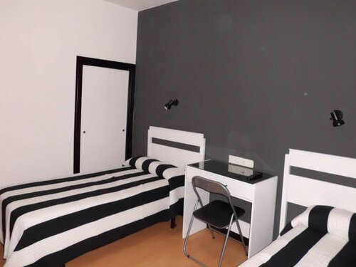 Hostal Lima, Забронировать Отель Недорогие отели Valladolid Province, недорогие