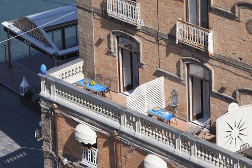 Maison Alice, Забронировать Отель Отели Сорренто с парковкой, Парковка