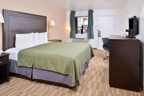 Americas Best Value Inn Clute Lake Jackson, Book Hotel Clute hoteller med pool, Swimmingpool