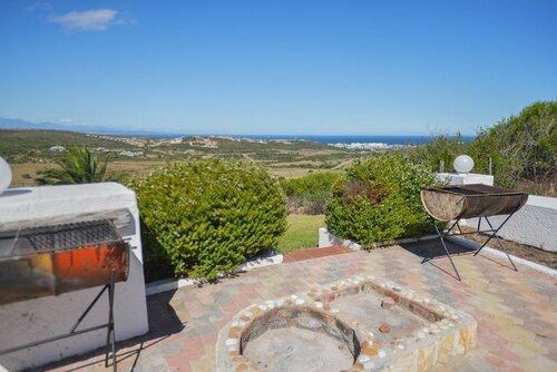 Fly Me To The Moon Guesthouse, Buchen Sie Pension Mossel Bay Mossel