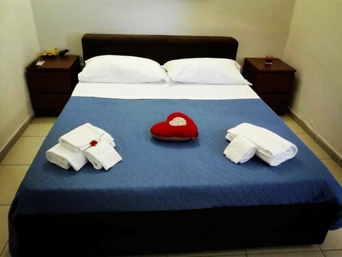 B&B Reale, Book Bed and Breakfast Lecce hoteller med parkering, Parkering