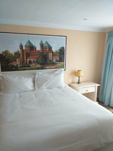 Alpine Inn, Забронировать Отель George Central Джордж