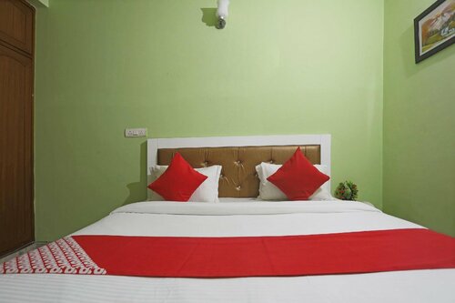 OYO 46228 Krishna Residency, Забронировать Отель Отели Нойда с завтраком, Завтраки