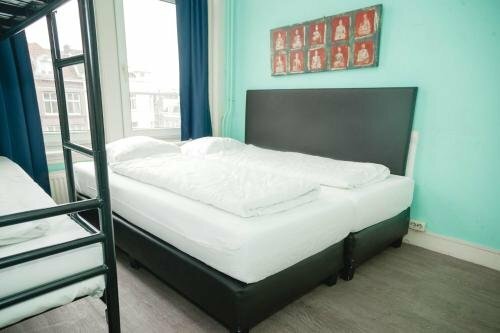 Princess Hostel Amsterdam, Забронировать Хостел Ауд-Вест Амстердам, рядом с VondelCS