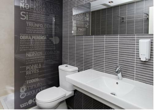Hostal Un Punto Chic - Joaquin Costa