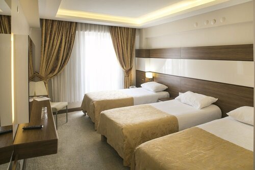 Martinenz Hotel, Rezervovat Hotel Beyoglu hotely s bazénem, Bazén