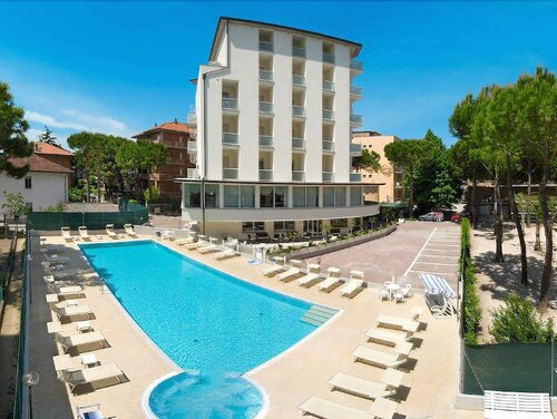 Hotel Thomas, Забронировать Отель Отели Червия с завтраком, Завтраки