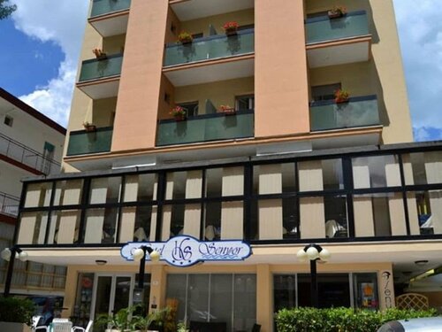 Hotel Senyor, Забронировать Отель Риваззурра Римини