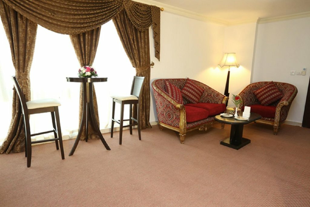 La Villa Palace Hotel