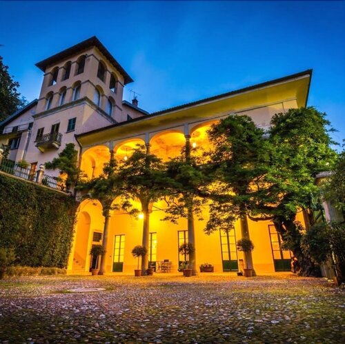 Palazzo Ronchelli, Забронировать Отель Кастелло-Кабьяльо Ломбардия