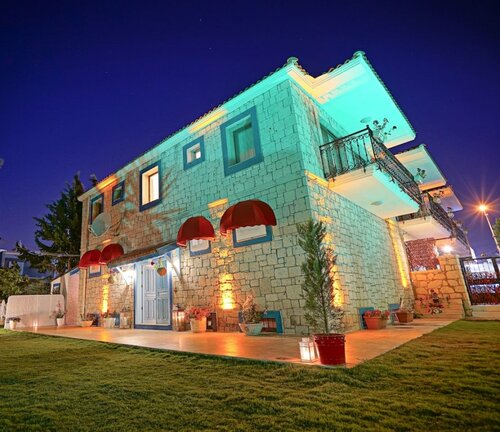 ‪Alacati Private Hotel‬, Забронировать Отель Отели Чешме 3 звезды, 3*