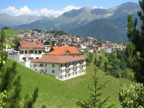 Hotel Bärolina, Rezervați Hotel Serfaus Serfaus Fiss Ladis