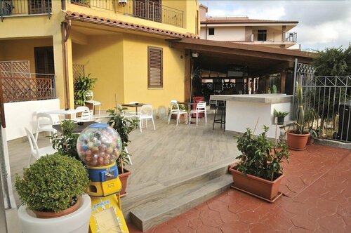Piano Verde Casa Vacanze, Забронировать Отель Кастельдачча Сицилия