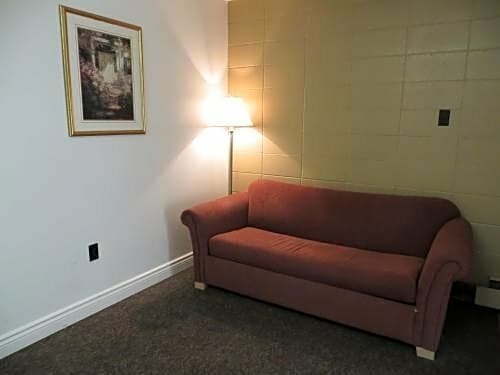 Eastglen Inn, Rezerwuj Mini-hotel Edmonton International Airport Fort Saskatchewan
