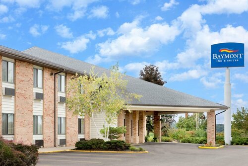 Baymont by Wyndham Zanesville, Забронировать Отель Зейнсвилл штат Огайо, рядом с Пивоваренная компания Weasel Boy