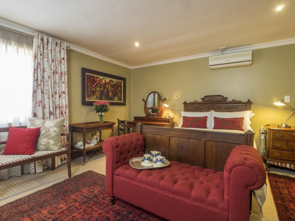 Madison Manor Boutique Hotel