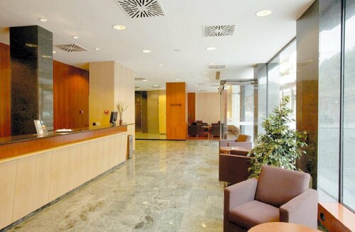 Berenguer IV, Book Hotel Tortosa El Baix Ebre