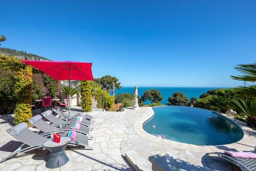 Villa Panorama, Забронировать Вилла Отели Эз с парковкой, рядом с Port of Villa Maris, Парковка