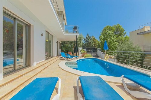 Far alcanada, Book Hotel Alcanada Majorca