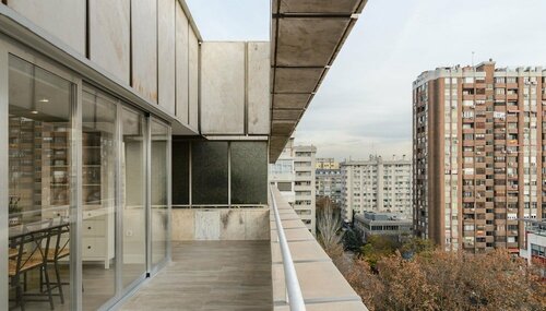 Charming Eurobuilding 2 Luxury, Забронировать Отель Отели Мадрида с бассейном, рядом с Небоскреб банка Бильбао, Бассейн