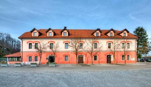 Guesthouse Bistra, Забронировать Гостевой дом Гостевые дома Среднесловенского региона, Гостевой дом
