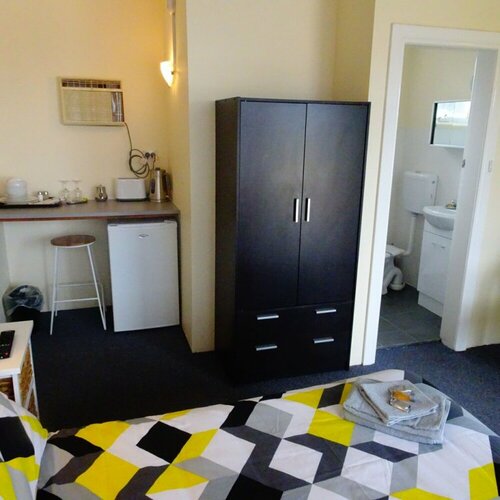Whyalla Country Inn Motel, 예약 모텔 화이앨라 뉴사우스웨일즈.