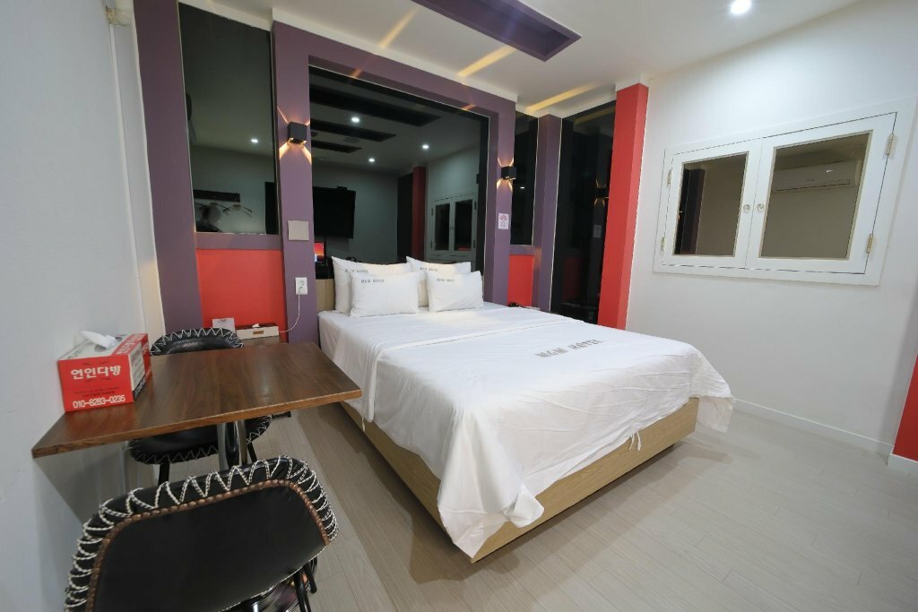 HOTEL ViA
